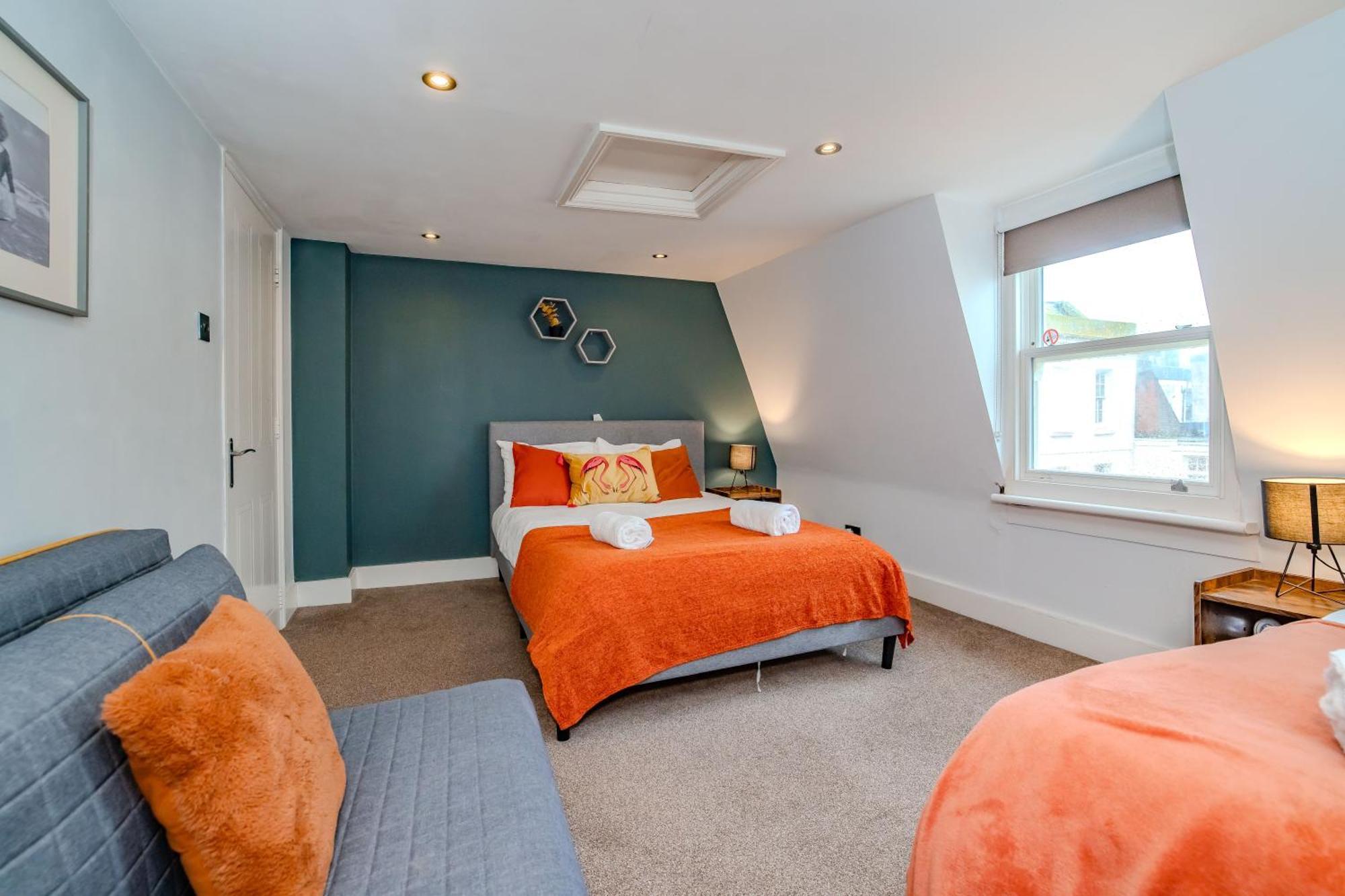 Three Bedroom Flat I Sleep Upto 9 Guests Apartment